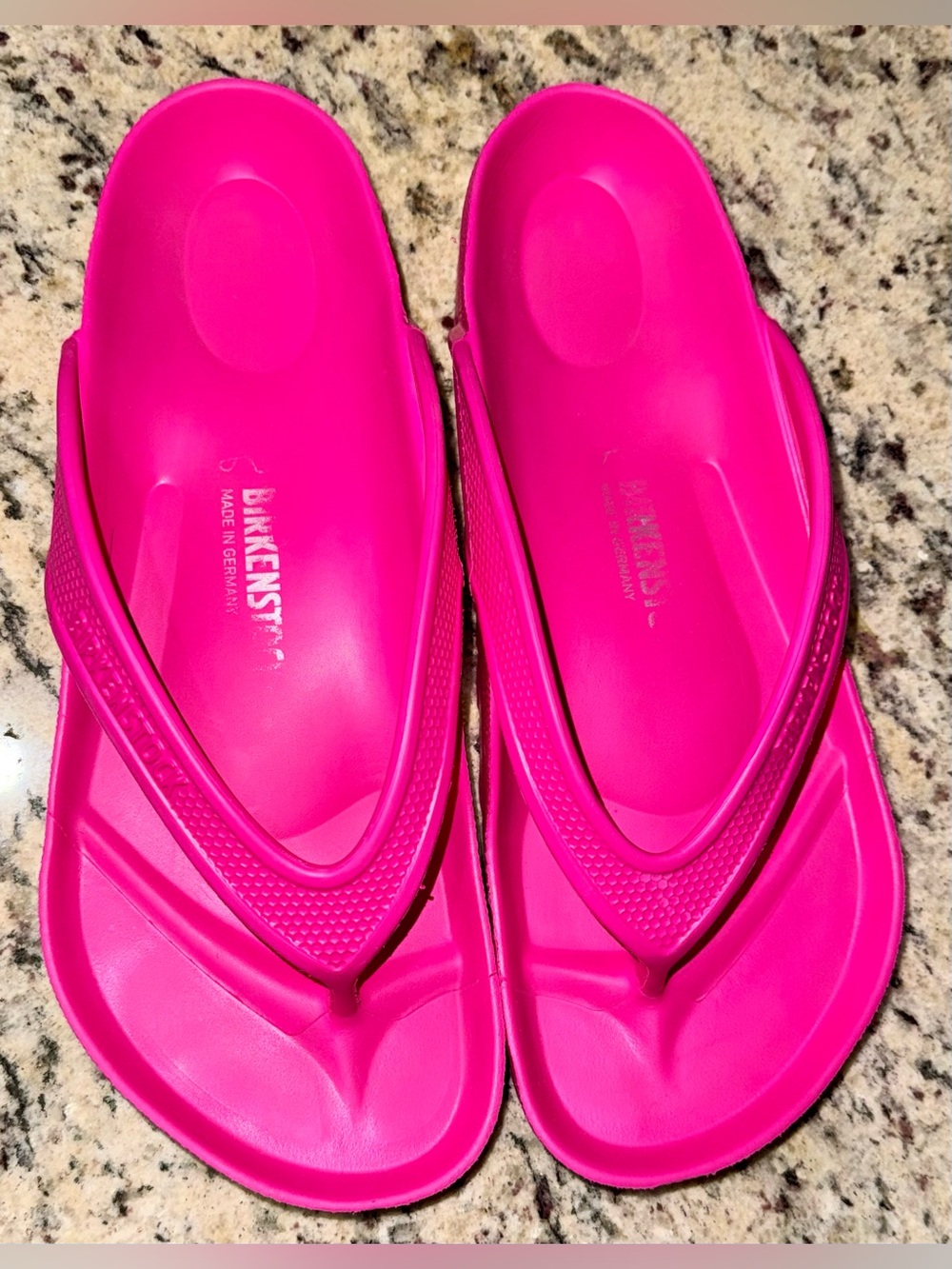 Birkenstock Honolulu EVA Flip Flops Hot Pink Fuchsia Sandals Size 40 - Picture 2 of 6
